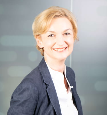 Portraitfoto von Stephanie Ralle-Zentgraf, Director Communications DACH Alexion